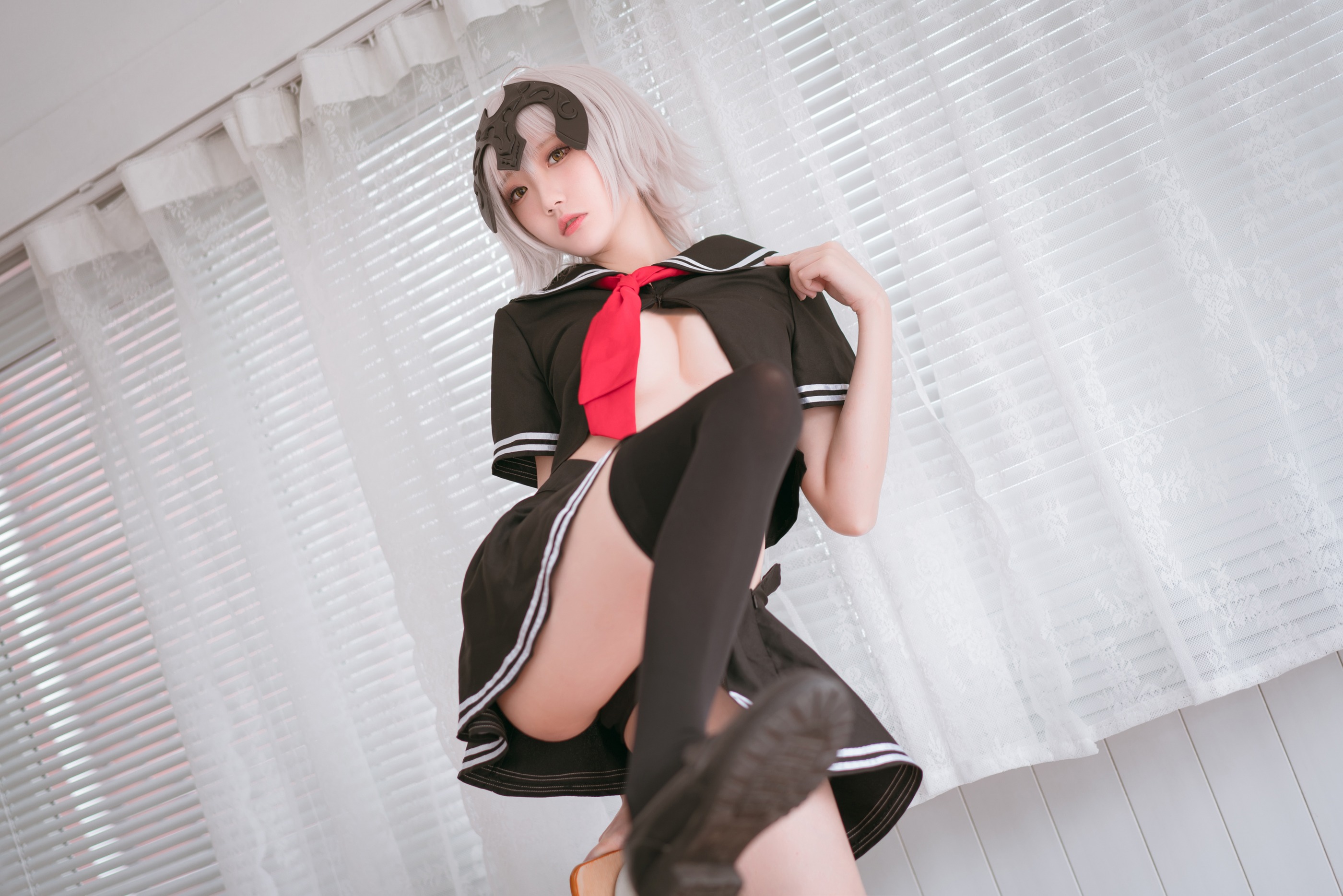 图片[1]-瓜希酱 – NO.009 黑贞德 校服 [13P]-XikXak